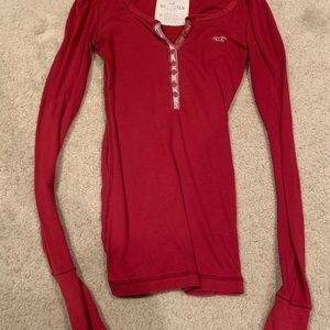 3 hollister long sleeves.